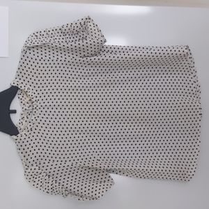 White and black polka dot top, size S